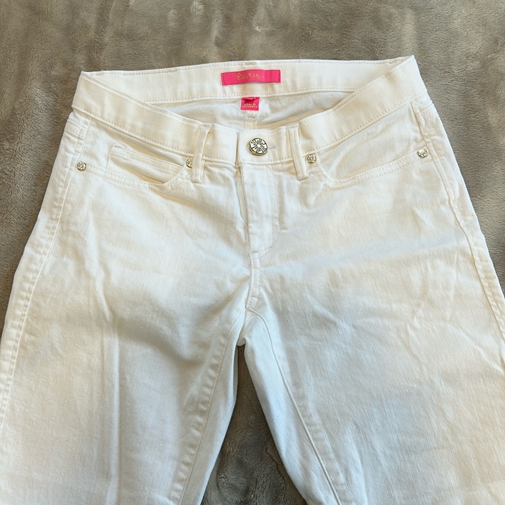Lilly Pulitzer white pants/capris, Size 6